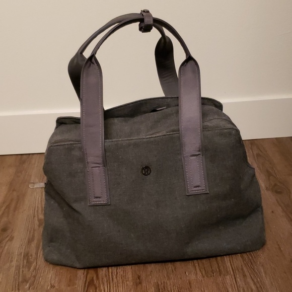 lululemon athletica Handbags - Lululemon Go Getter Bag